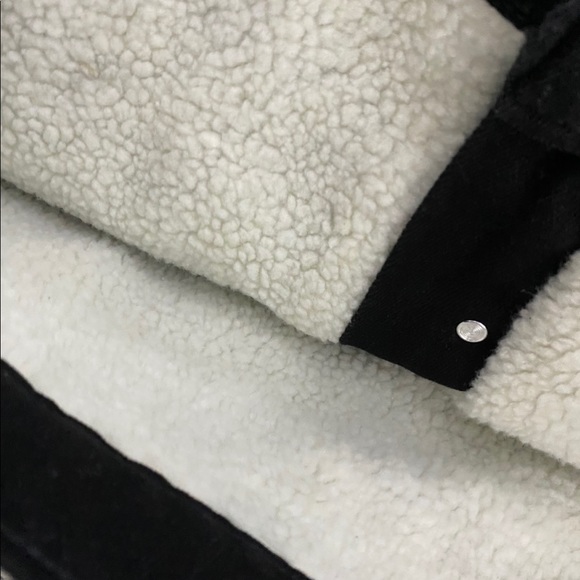 LAST ONE SIZE SMALL Black denim jacket plush lining jean jacket - Picture 2 of 5